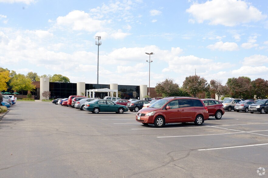 More Photos Of 5959 Bigger Rd, Kettering Light Distribution For Sale