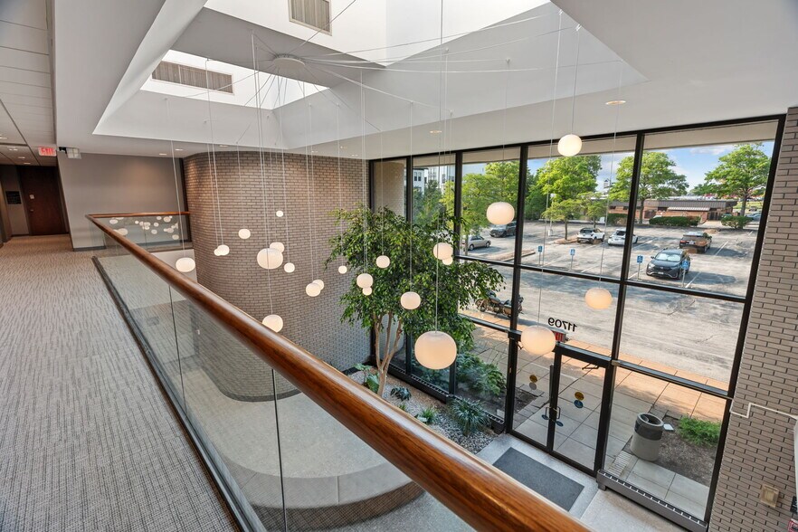 More Photos Of 11709 Old Ballas Rd, Saint Louis Medical For Sale