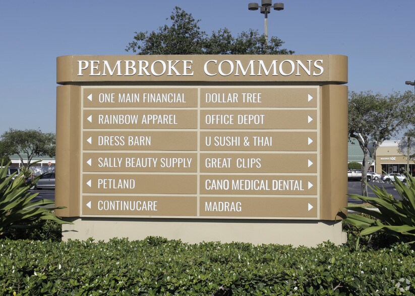 More Photos Of 700 N University Dr, Pembroke Pines General Retail For Lease