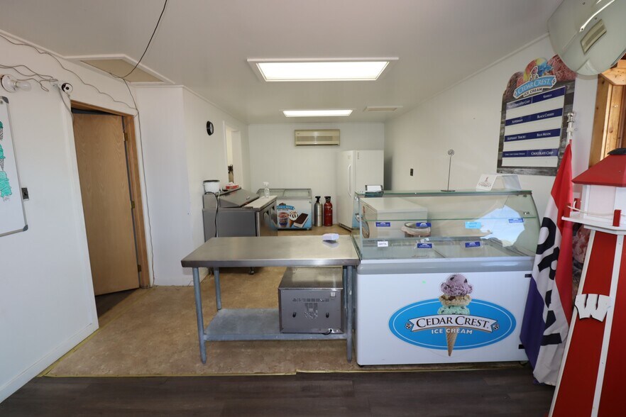 More Photos Of 22195 Highway 63, Grand View Storefront Retail Residential For Sale