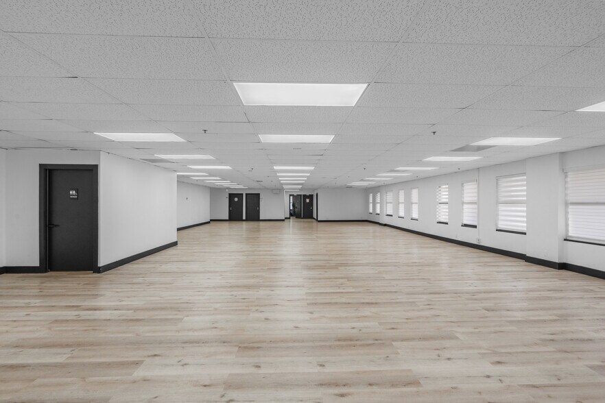 More Photos Of 4200 NW 16th St, Lauderhill Loft Creative Space For Lease