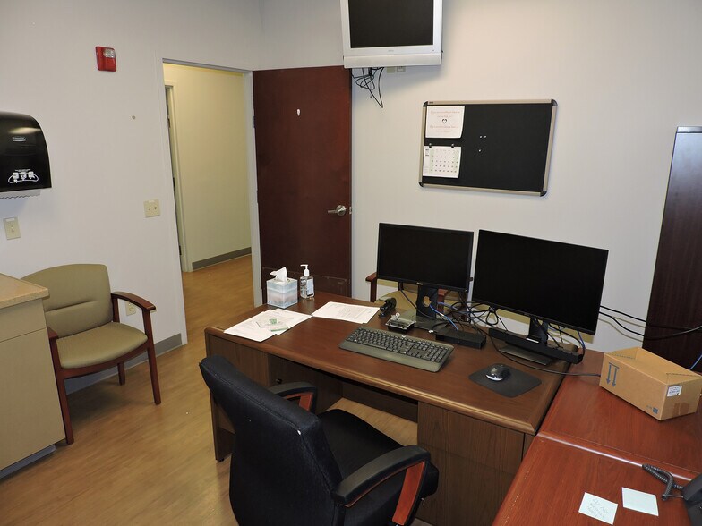 More Photos Of 3605 Ranch Dr, Prescott Medical For Lease
