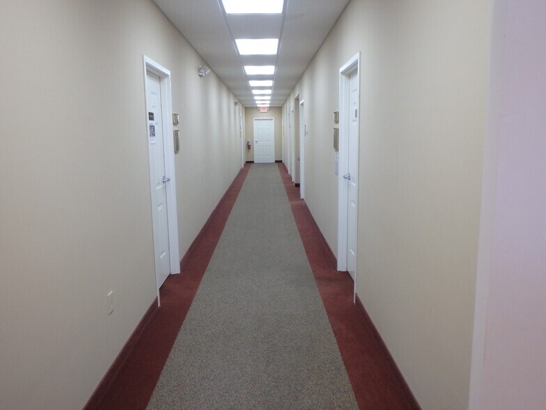 More Photos Of 3860 Race Rd, Cincinnati Medical For Sale