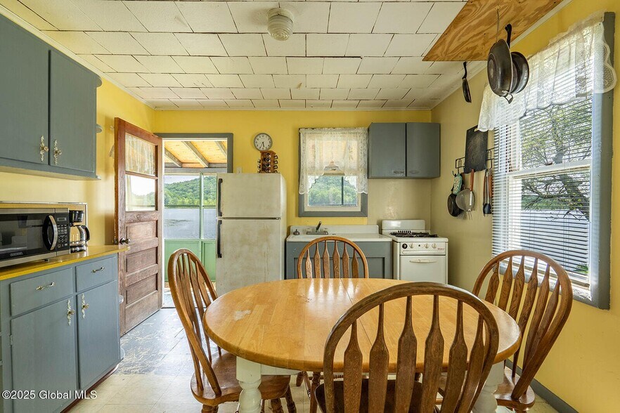 More Photos Of 4140 County Route 48, Argyle Specialty For Sale