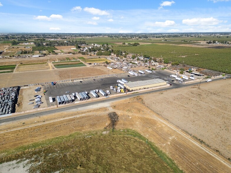 More Photos Of 2428 West Ave, Fresno Industrial For Sale