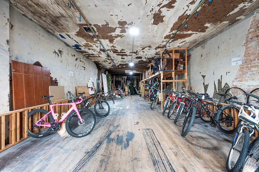 More Photos Of 126 W Main St, Plainfield Storefront For Sale