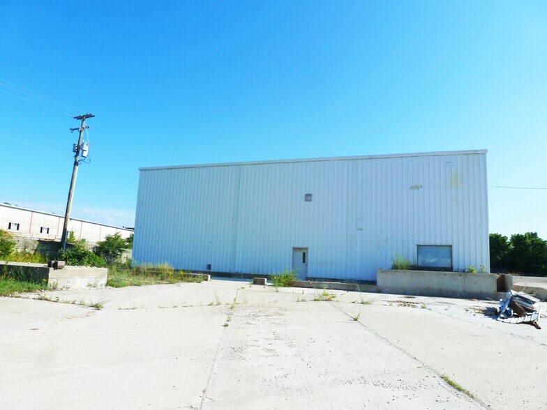 More Photos Of 24423 State Road 23, South Bend Manufacturing For Sale