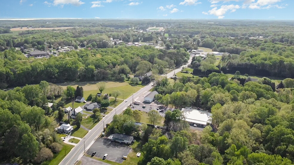 More Photos Of 15220 Kings Hwy, Montross Restaurant For Sale