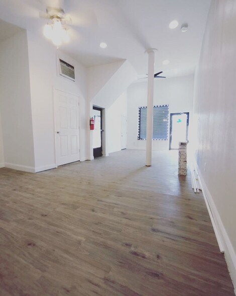 More Photos Of 4359-4363 N 9th St, Philadelphia Storefront Retail Office For Lease