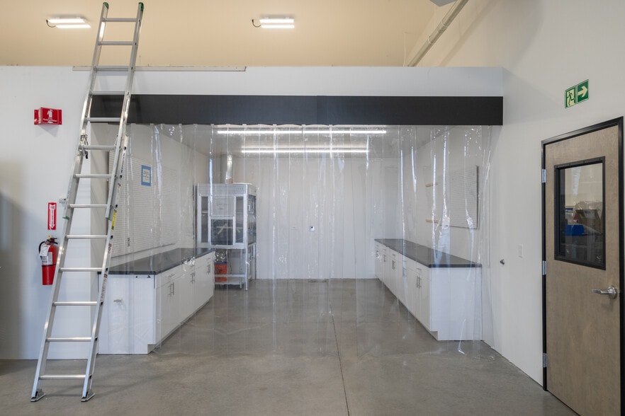 More Photos Of 2987 Ferry St SW, Albany Light Manufacturing For Lease