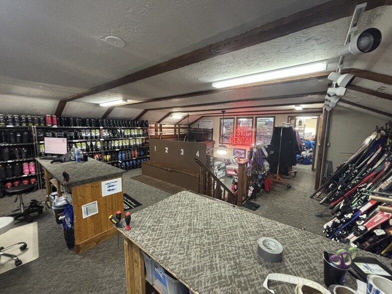 More Photos Of 600 E 9400 S, Sandy Freestanding For Sale
