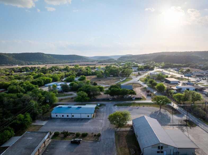 More Photos Of 1399 Sattler Rd, New Braunfels Office For Sale