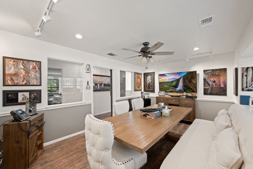 More Photos Of 17222 Classen Rd, San Antonio Loft Creative Space For Sale