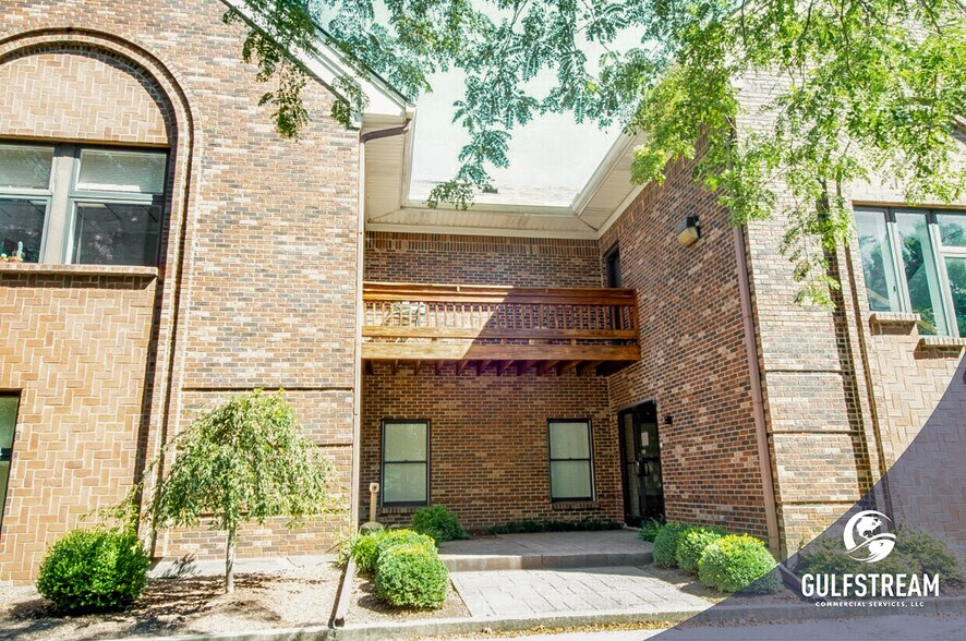 More Photos Of 3001 Taylor Springs Dr, Louisville Office For Sale