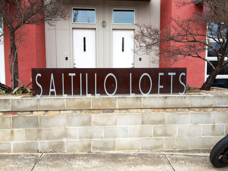 More Photos Of 1601 E 5th St, Austin Apartments For Lease