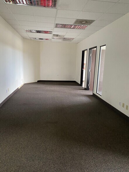 More Photos Of 2301 W Dunlap Ave, Phoenix Office For Lease