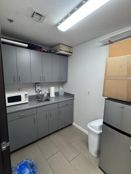 More Photos Of 4540 E Baseline Rd, Mesa Medical For Lease