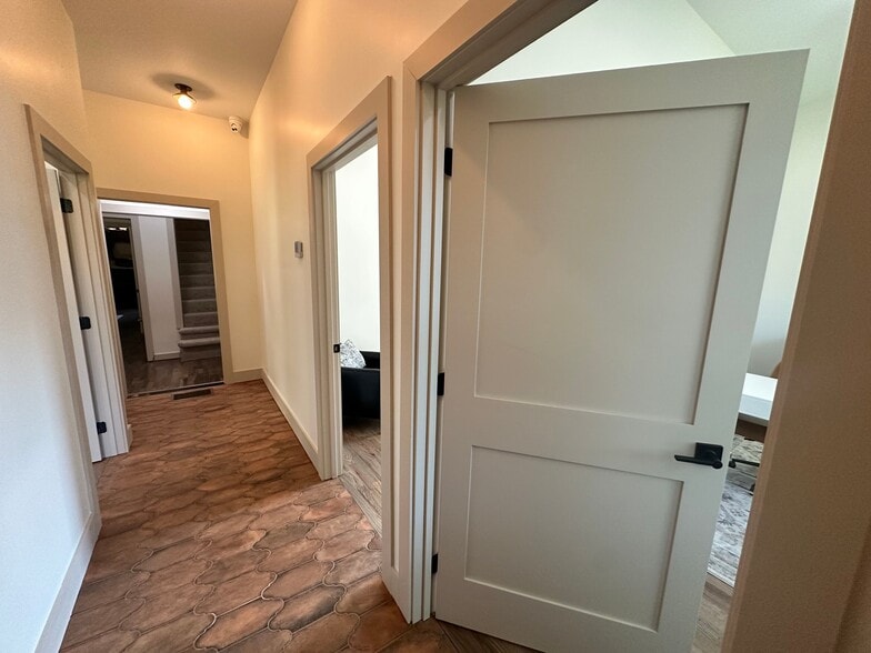 More Photos Of 6700 Shady grove Rd, Cumming Office Residential For Sale