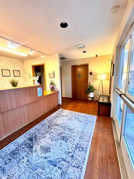 More Photos Of 1800 Cooper Point Rd SW, Olympia Office For Sale