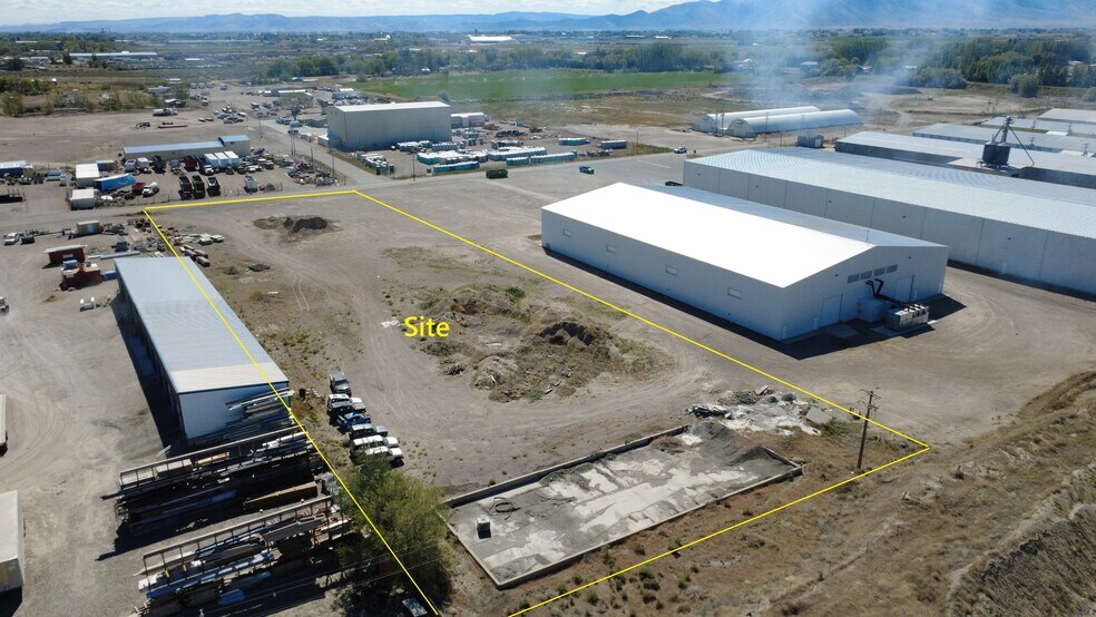 More Photos Of 24 S 238 W, Burley Land For Lease