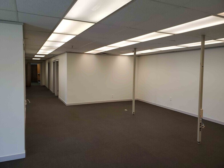 More Photos Of 665 E Anderson, Idaho Falls Light Distribution For Lease