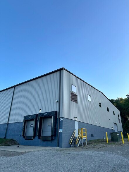 Primary Photo Of 5049 Center Dr, Latrobe Warehouse For Lease
