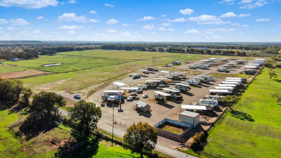 More Photos Of 351 My Ln, Millsap Trailer Camper Park For Sale