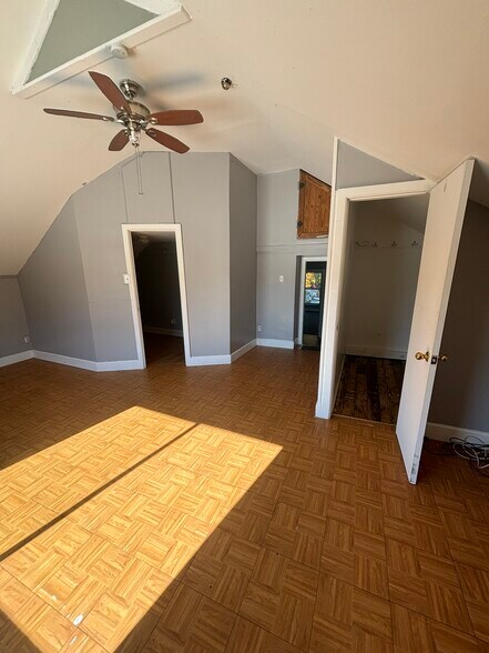 More Photos Of 1 Spring St, Hope Valley Restaurant For Sale