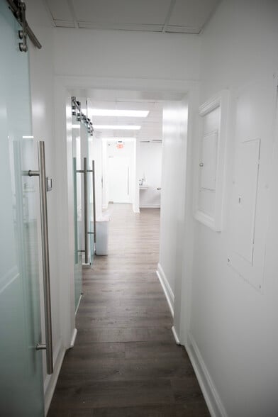 More Photos Of 5200 N Armenia Ave, Tampa Medical For Sale