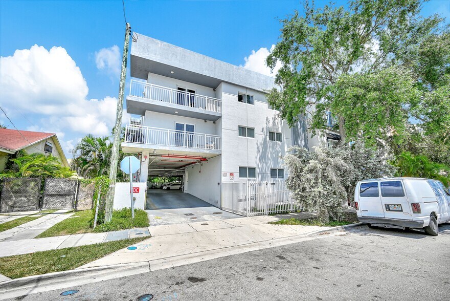 More Photos Of 1029 NW 3rd St, Miami Apartments For Sale
