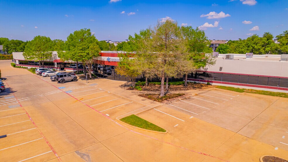 More Photos Of 9425 N MacArthur Blvd, Irving Office For Sale
