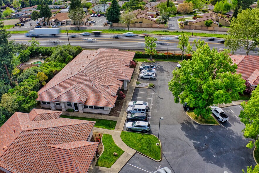 More Photos Of 471 Century Park Dr, Yuba City Office For Sale