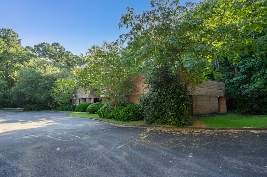 More Photos Of 2113-2117 Data Park Dr, Hoover Medical For Sale