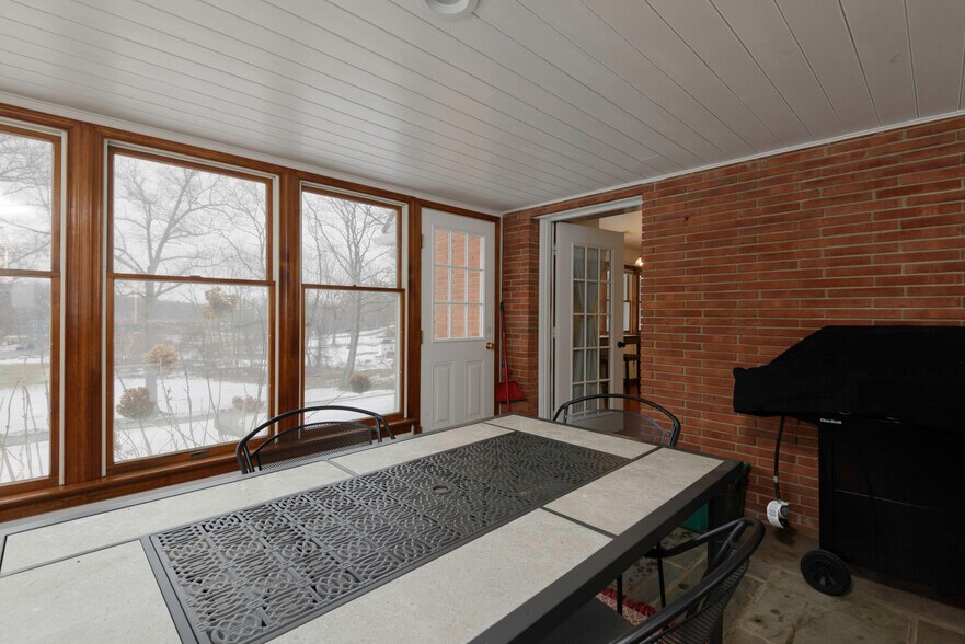 More Photos Of 166 Rosehill Ave, West Grove Multifamily For Sale