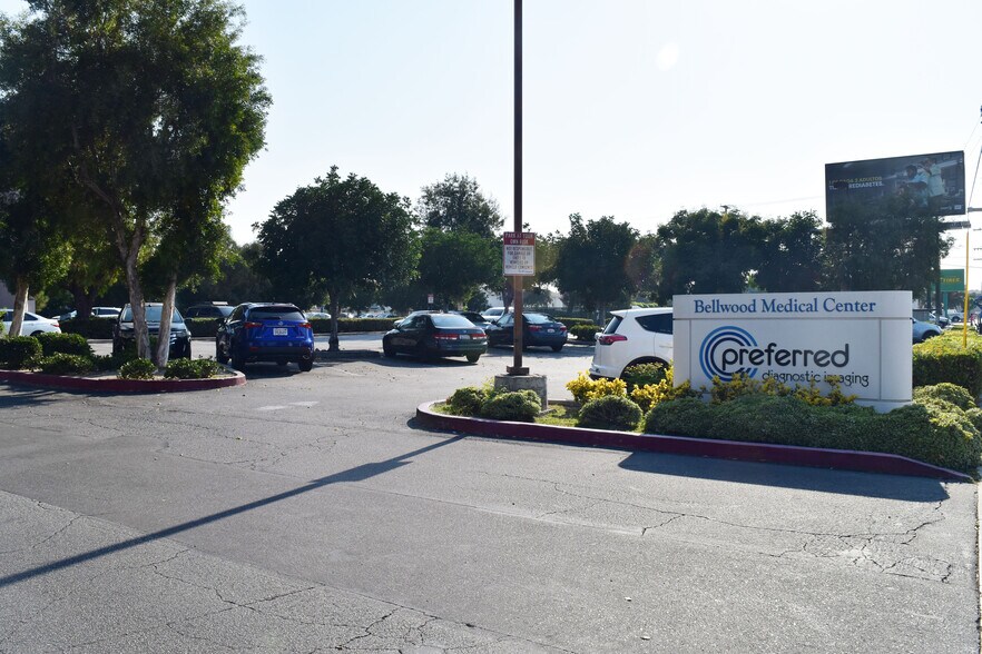 More Photos Of 10230 Artesia Blvd, Bellflower Medical For Lease