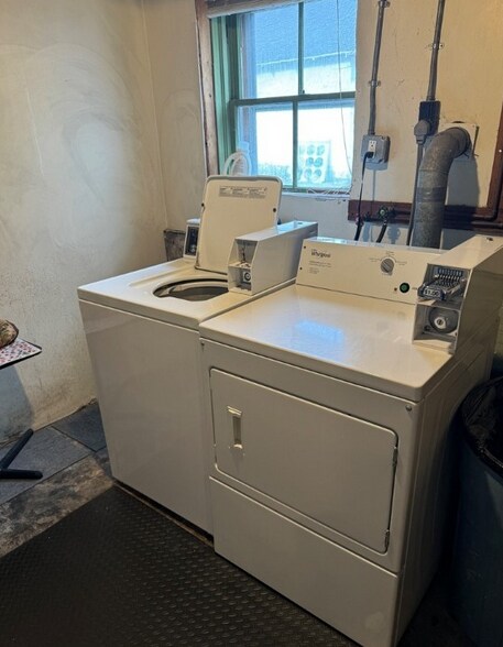 More Photos Of 115 North St, Auburn Apartments For Sale