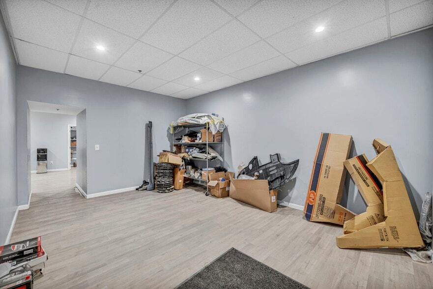 More Photos Of 1025 E Fifth Ave, Columbus Warehouse For Lease