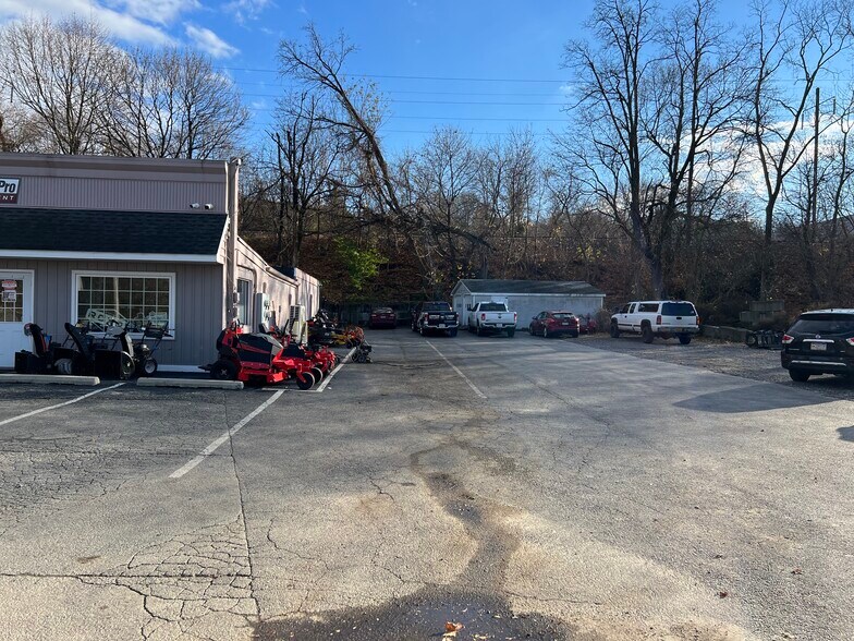 More Photos Of 154 Lancaster Ave, Malvern Auto Repair For Sale