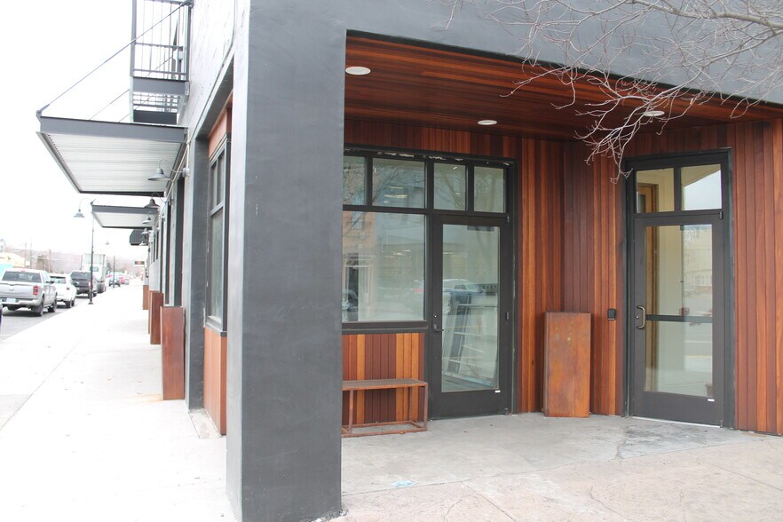 More Photos Of 386 N Main St, Prineville Restaurant For Lease