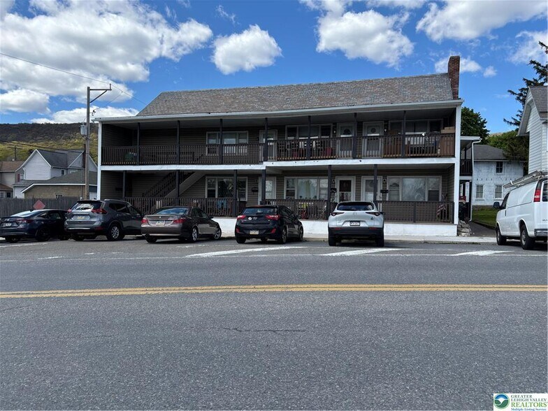 Primary Photo Of 435 W Main St, Pen Argyl Apartments For Sale