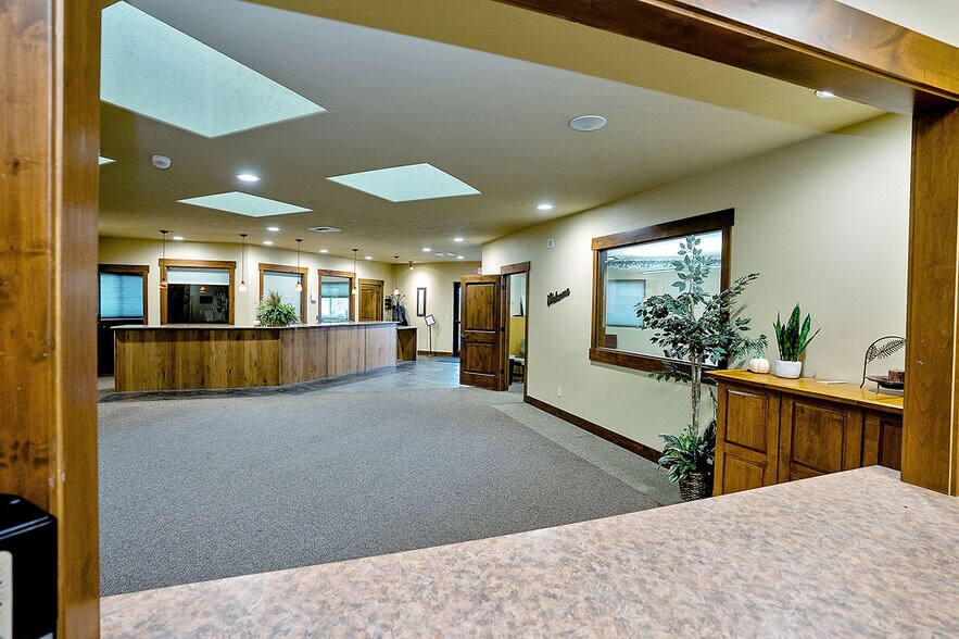 More Photos Of 6701 N Idaho Rd, Newman Lake Lodge Meeting Hall For Sale