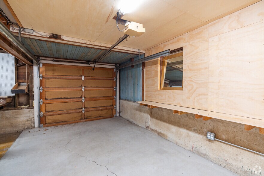More Photos Of 611 1st St, Napa Storefront Retail Office For Sale