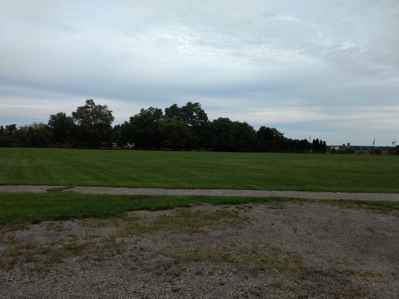 More Photos Of 130 Jackson St, Cement City Schools For Sale