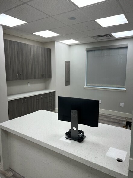 More Photos Of 41680 Ivy St, Murrieta Medical For Sale