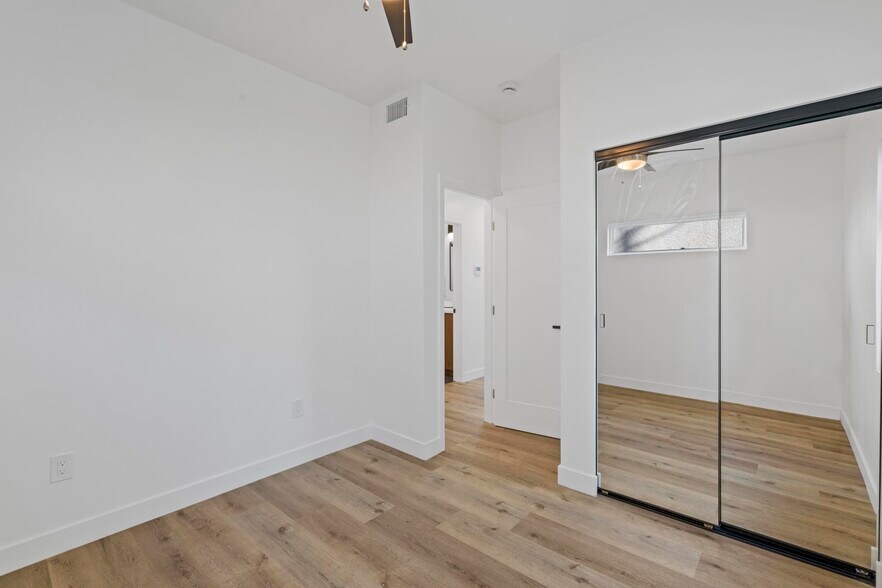 More Photos Of 3580 Hatteras Ave, San Diego Apartments For Sale