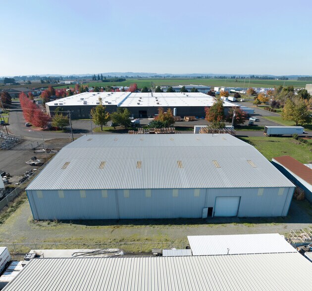 More Photos Of 873 Willamette Ave, Stayton Warehouse For Sale