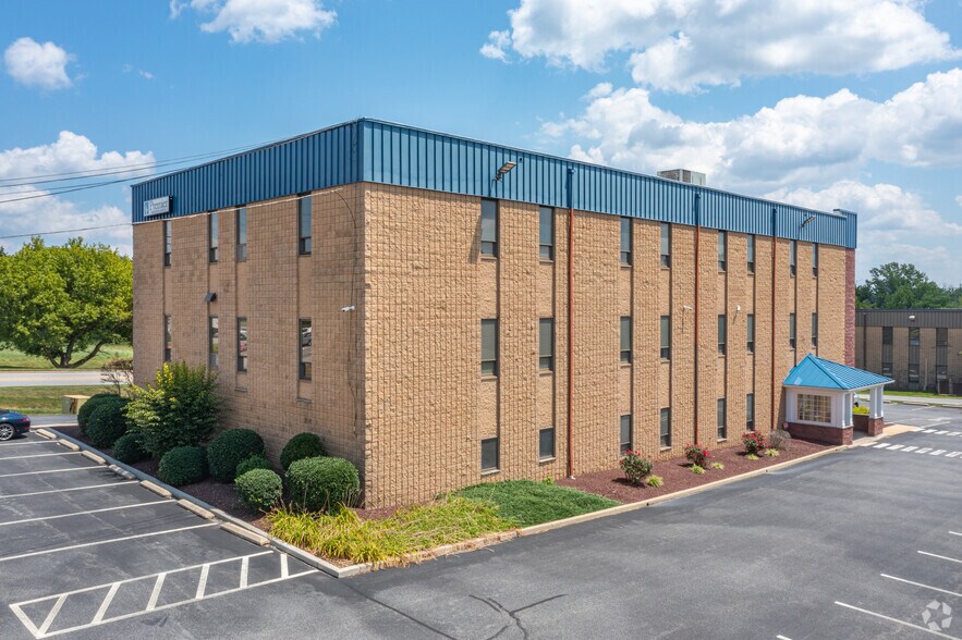 More Photos Of 1204 Baltimore Pike, Chadds Ford Office For Lease