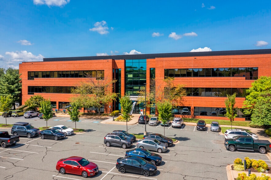 More Photos Of 20501 Seneca Meadows Pky, Germantown Office For Lease