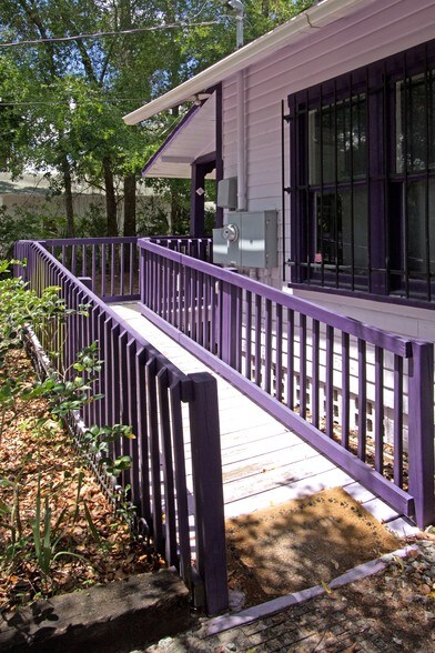 More Photos Of 490 N Spring Garden Ave, Deland Freestanding For Sale
