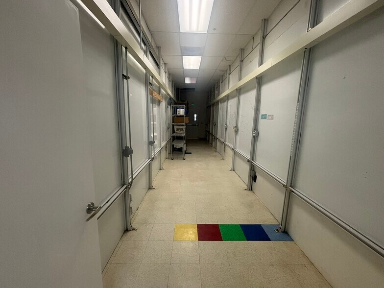 More Photos Of 1230 Bordeaux Dr, Sunnyvale Light Manufacturing For Lease